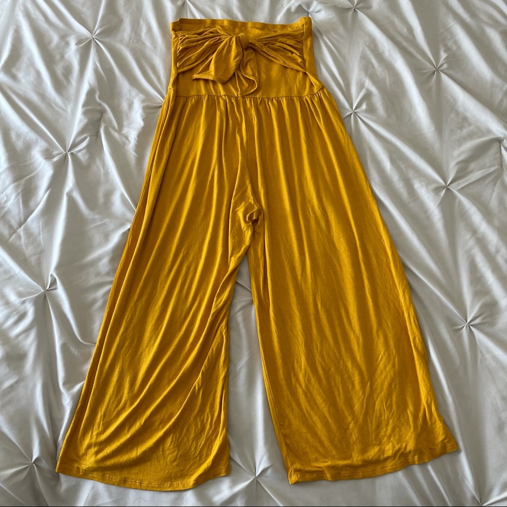 Strapless jumpsuit mustard size Small